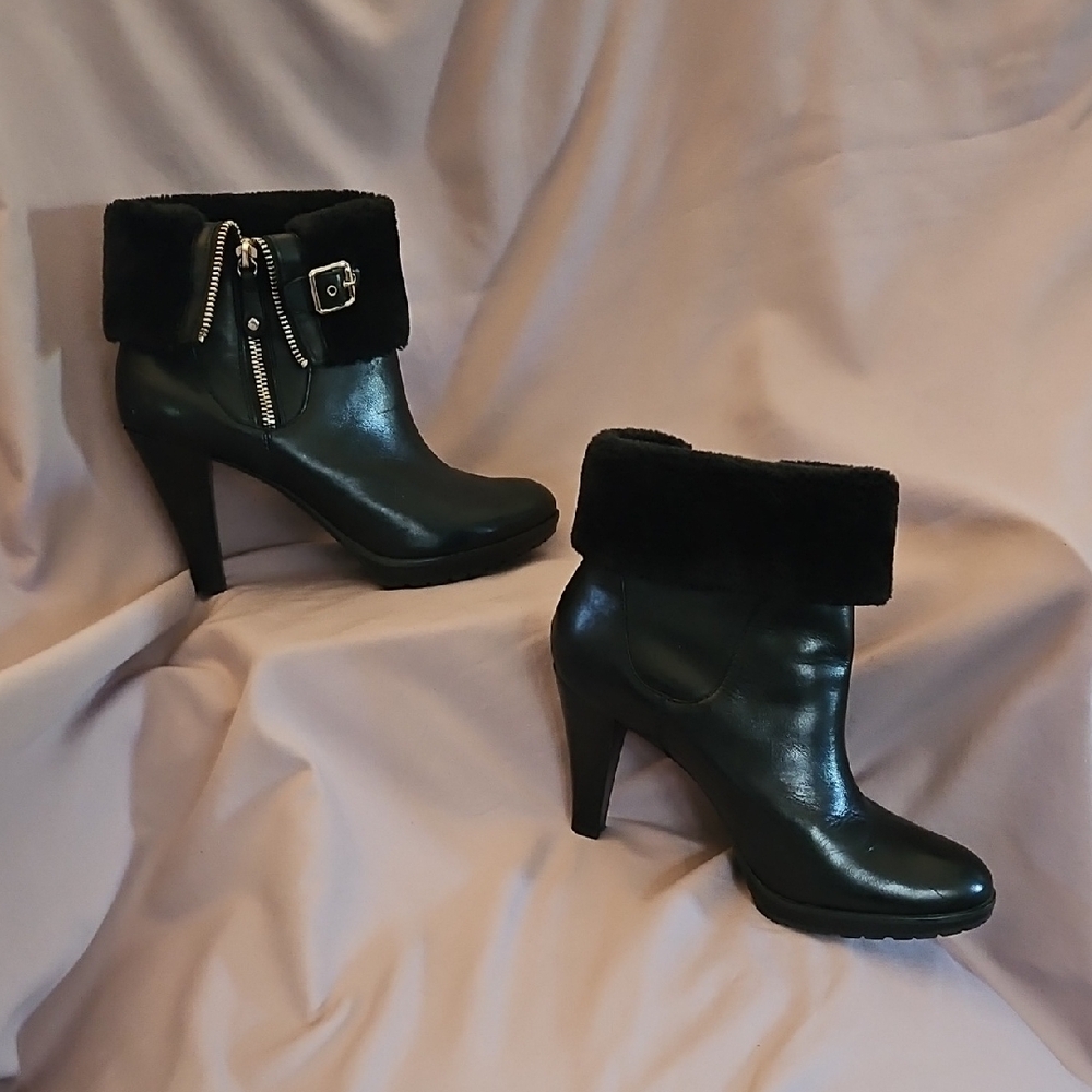 Anne Klein iFlex Leather Booties